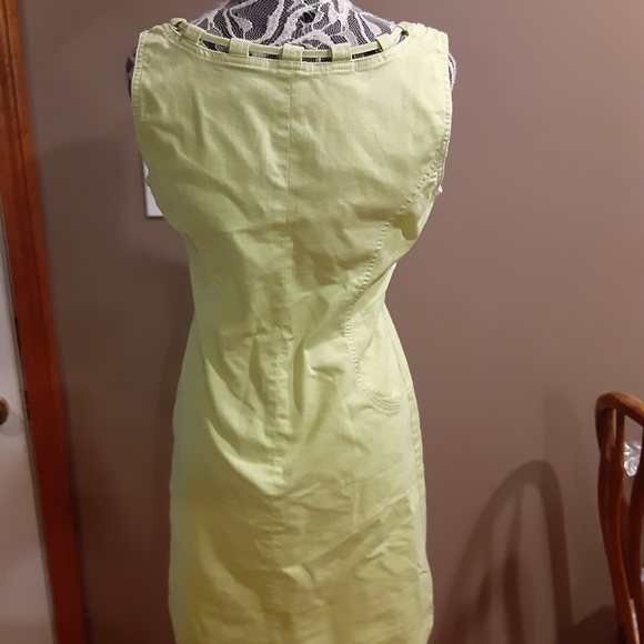 Gorgeous Lime Green Dress🌹 SOLD - Picture 4 of 4